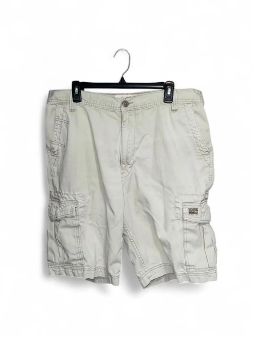 Levi's Men’s Vintage Cream Utility Versatile Casual Cargo Shorts Size 38 Waist